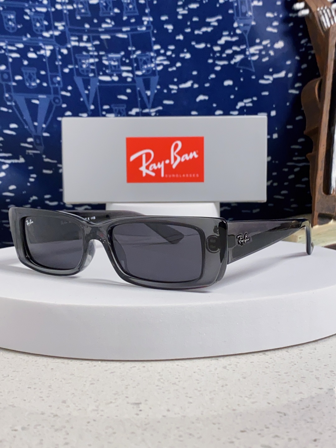 RayBan雷朋 2025新款窄框墨镜时尚太阳镜男女款方形开车眼镜 RB4425