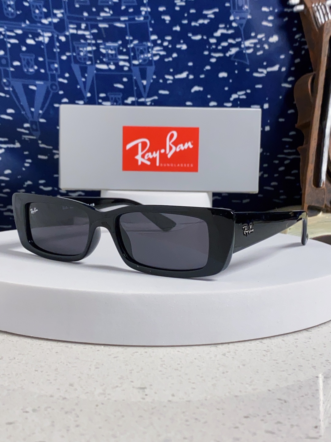 RayBan雷朋 2025新款窄框墨镜时尚太阳镜男女款方形开车眼镜 RB4425
