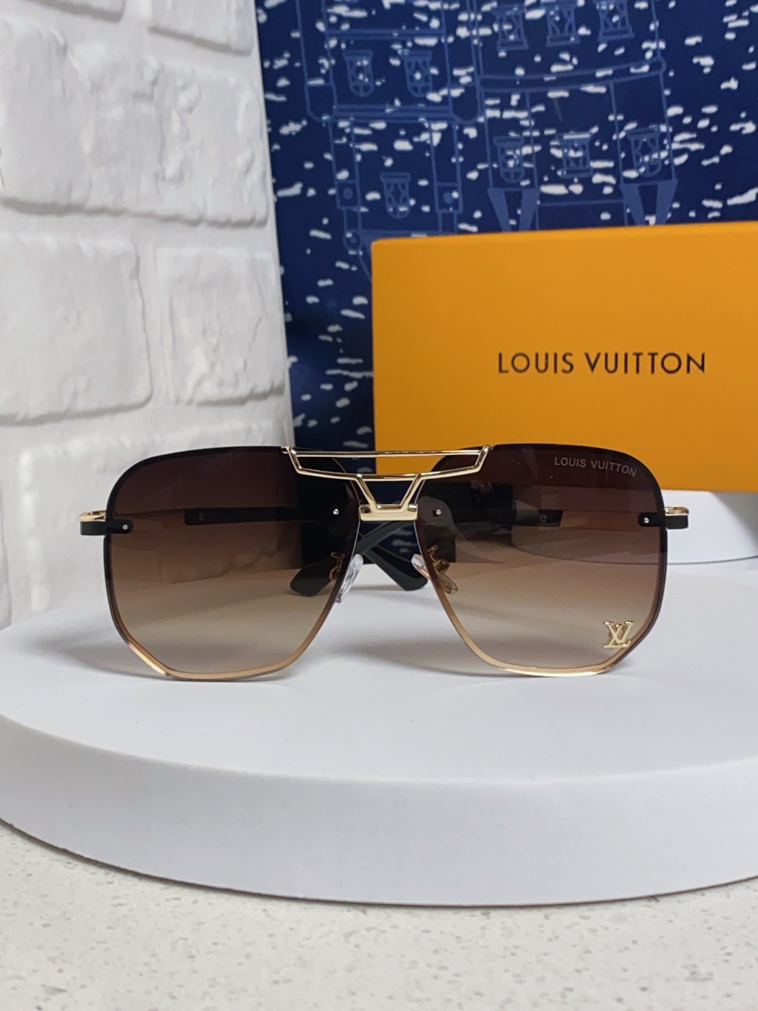 LouisVuitton路易威登 2025新款Lv墨镜新款双梁飞行员金属大框太阳镜男女通用