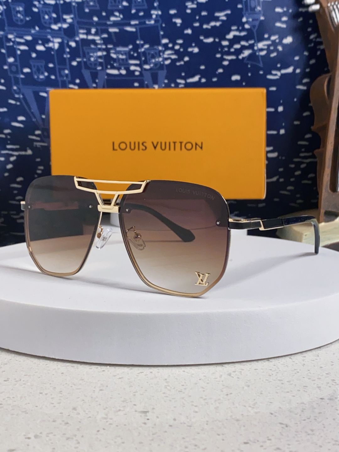 LouisVuitton路易威登 2025新款Lv墨镜新款双梁飞行员金属大框太阳镜男女通用