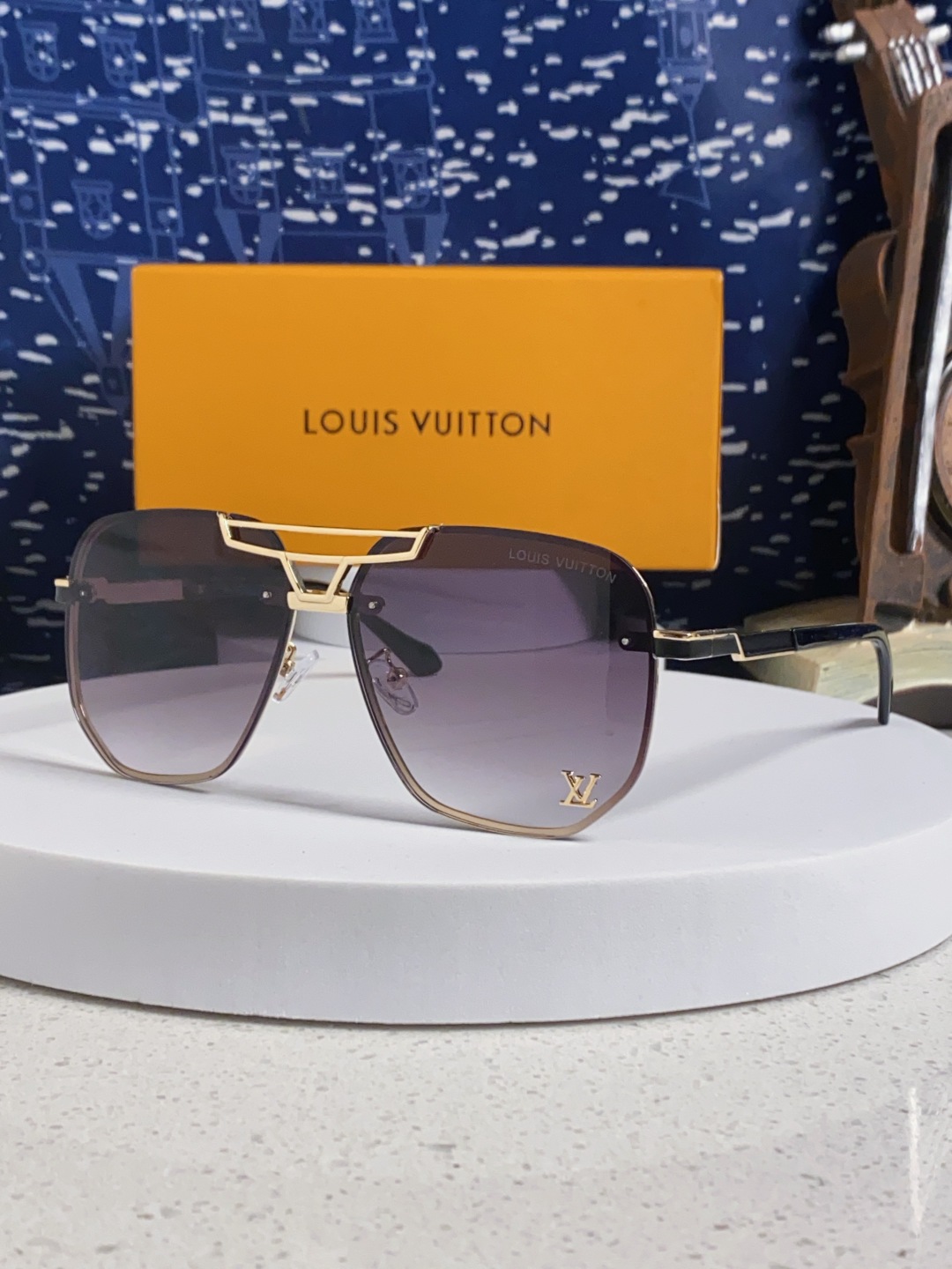 LouisVuitton路易威登 2025新款Lv墨镜新款双梁飞行员金属大框太阳镜男女通用