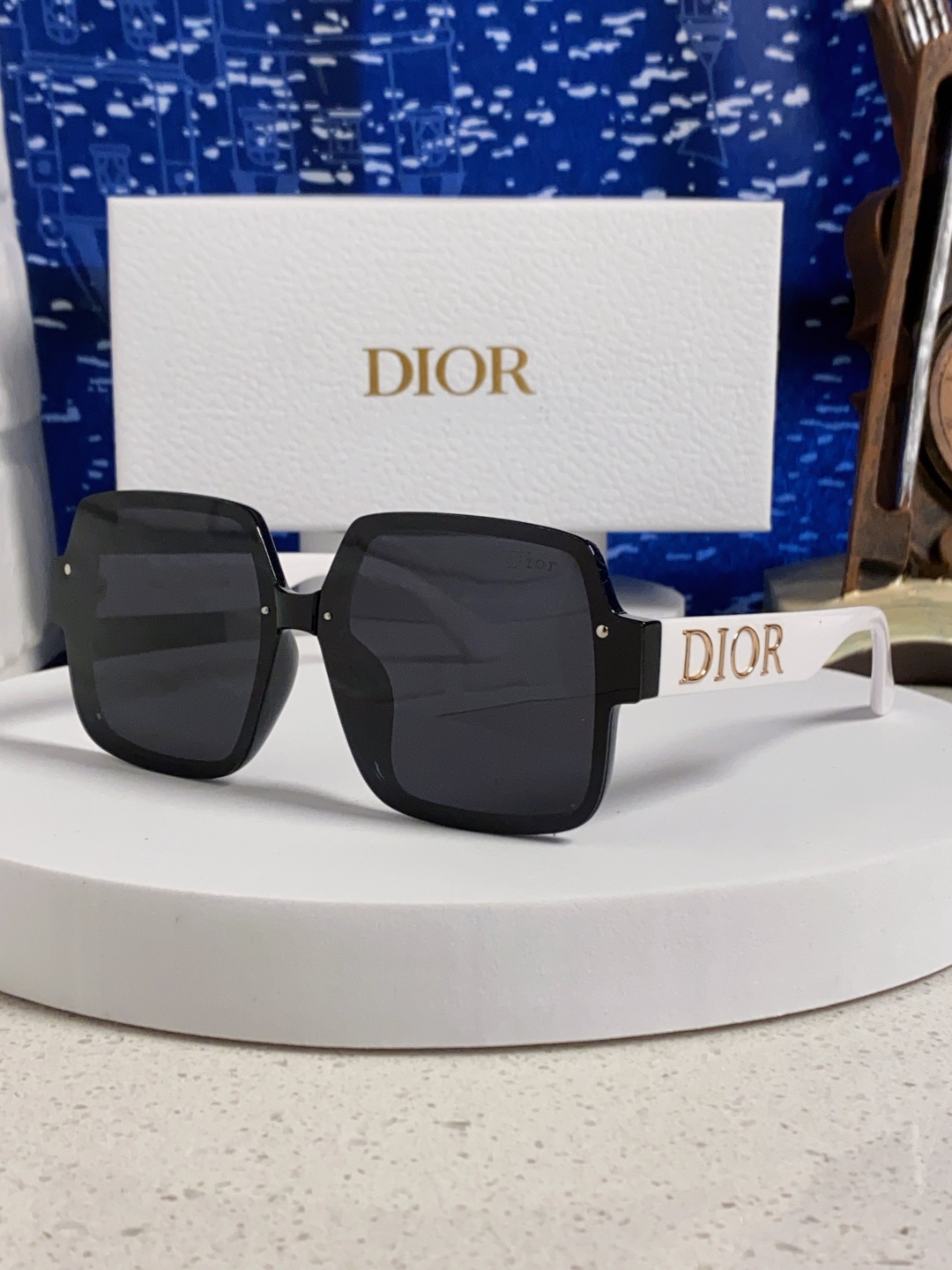 Dior迪奥 2025新款韩版网红方形大框墨镜男女高级感ins潮大脸显瘦防紫外线太阳镜