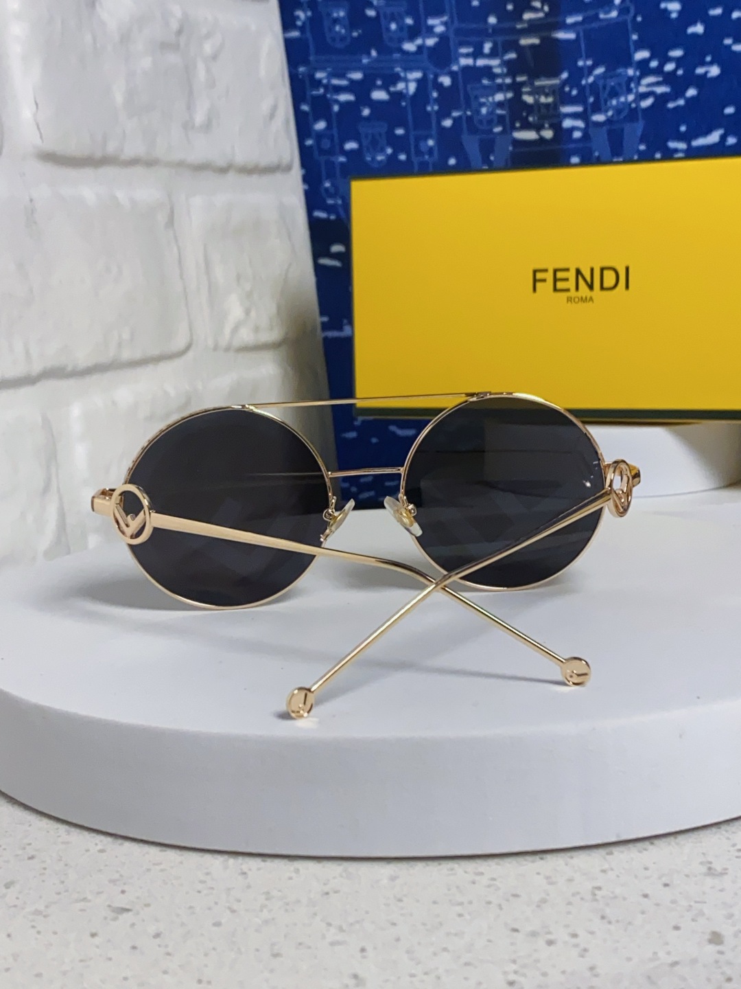 Fendi芬迪 2025新款赛博朋克未来感双梁圆形窄框墨镜男女潮人小脸显瘦嘻哈太阳眼镜