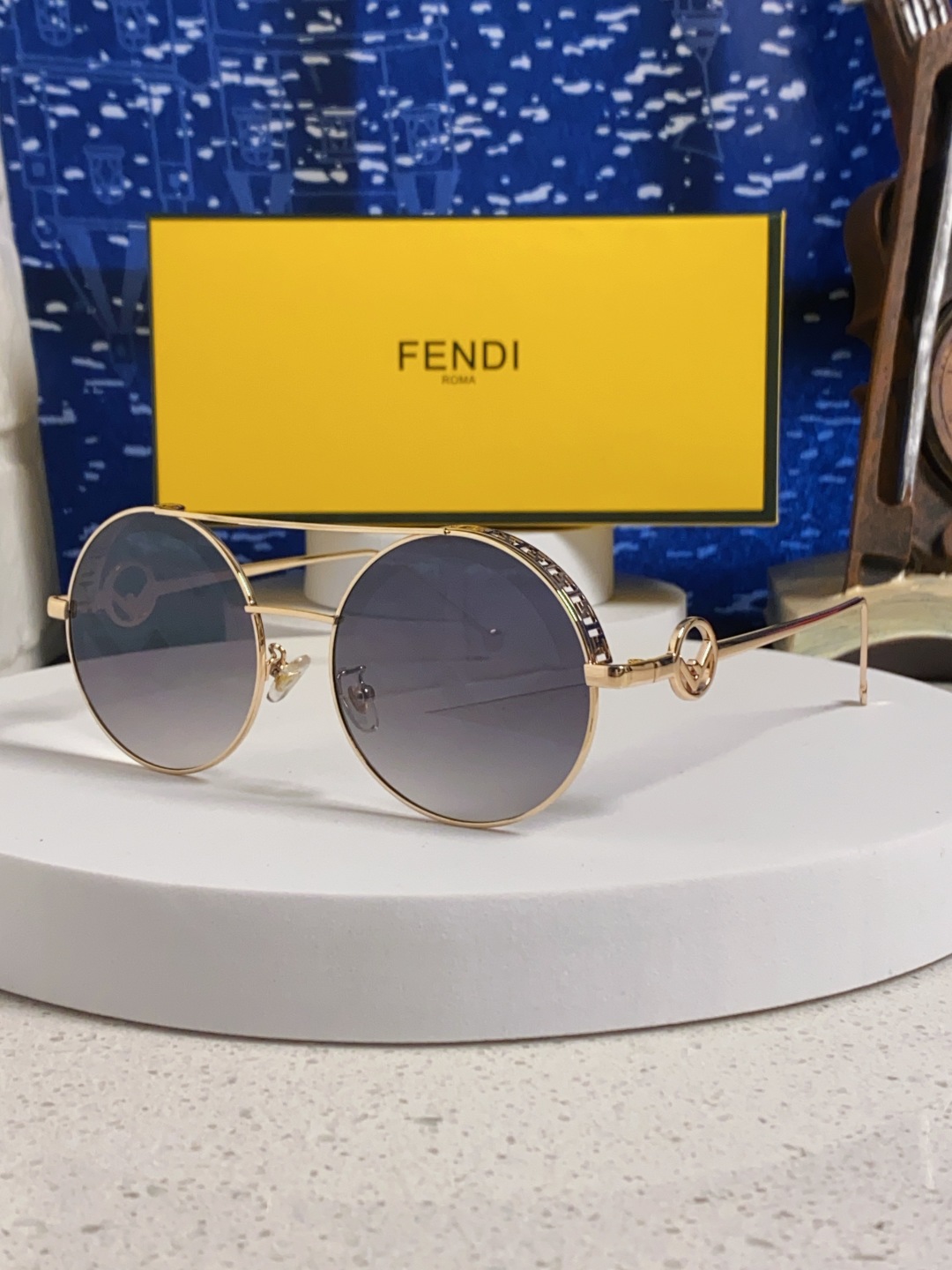 Fendi芬迪 2025新款赛博朋克未来感双梁圆形窄框墨镜男女潮人小脸显瘦嘻哈太阳眼镜