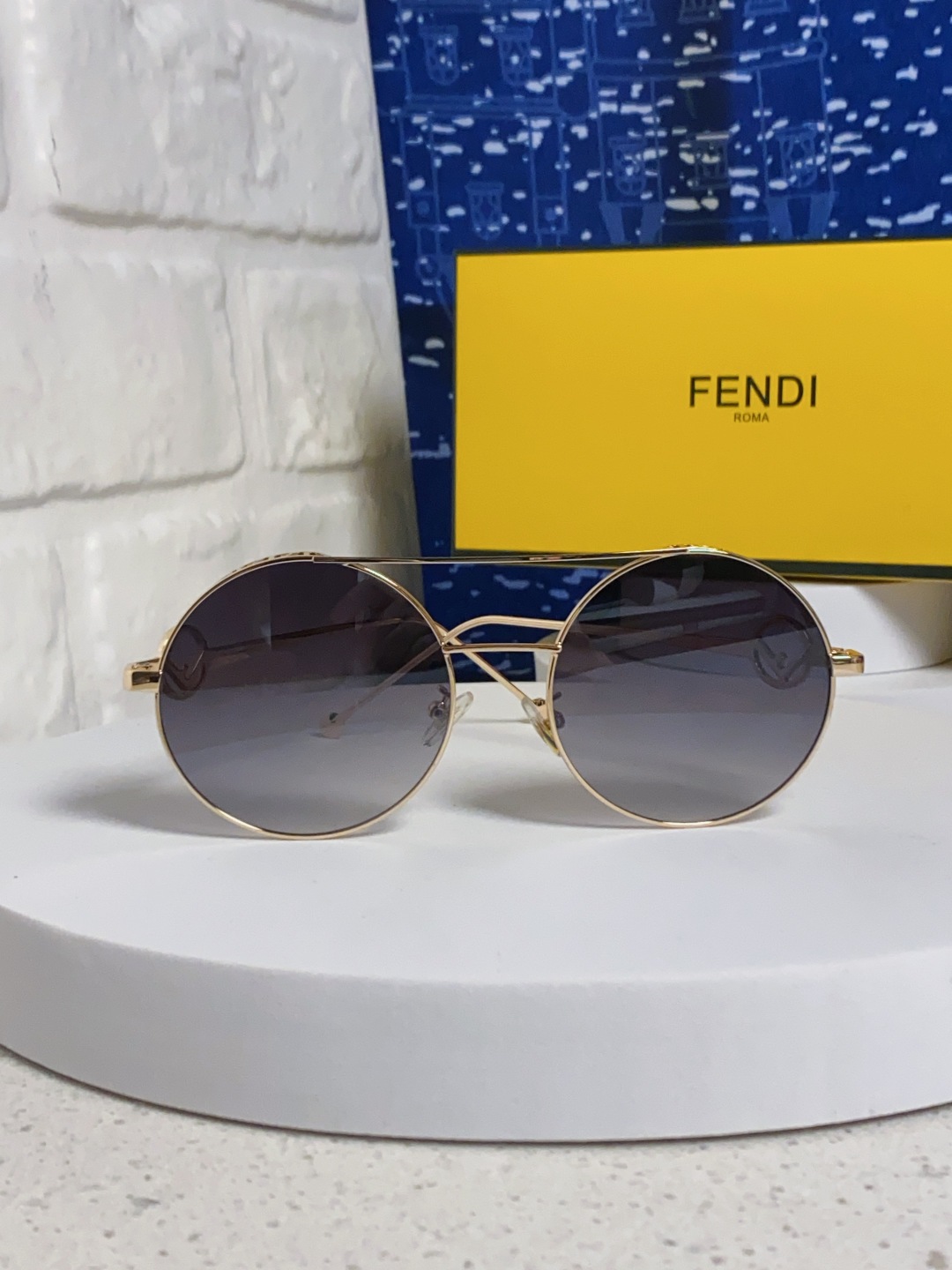 Fendi芬迪 2025新款赛博朋克未来感双梁圆形窄框墨镜男女潮人小脸显瘦嘻哈太阳眼镜