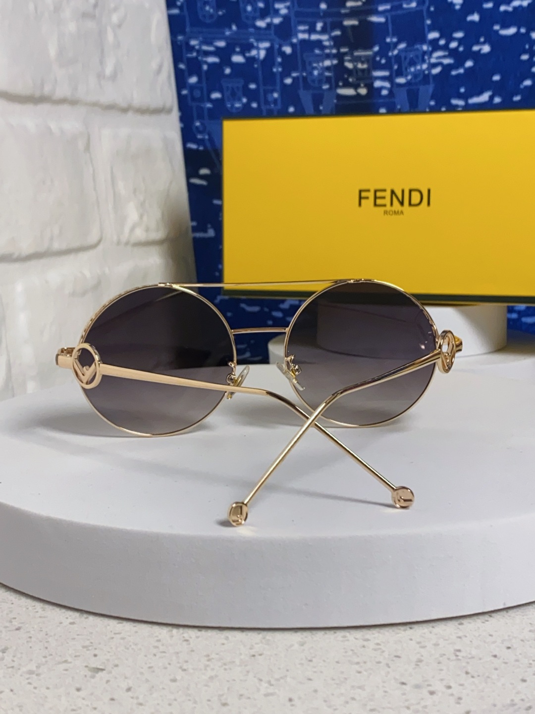 Fendi芬迪 2025新款赛博朋克未来感双梁圆形窄框墨镜男女潮人小脸显瘦嘻哈太阳眼镜