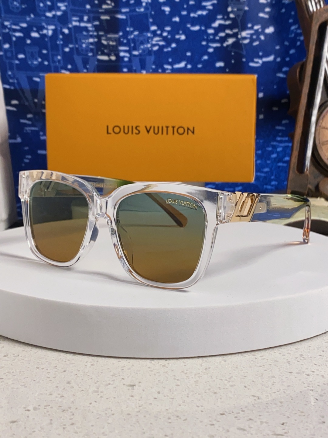 LouisVuitton路易威登 复古方形大框墨镜女款LV 2025新款高级感防晒旅游拍照太阳眼镜