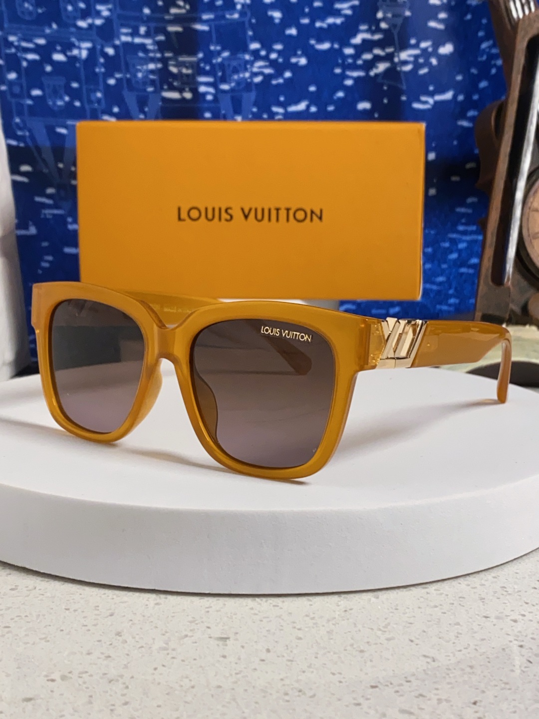 LouisVuitton路易威登 复古方形大框墨镜女款LV 2025新款高级感防晒旅游拍照太阳眼镜