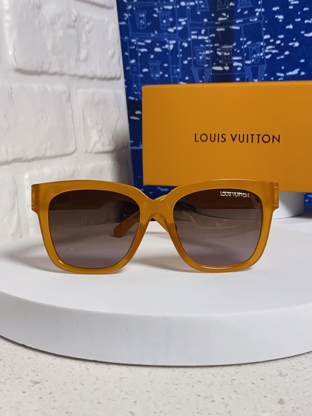 LouisVuitton路易威登 复古方形大框墨镜女款LV 2025新款高级感防晒旅游拍照太阳眼镜