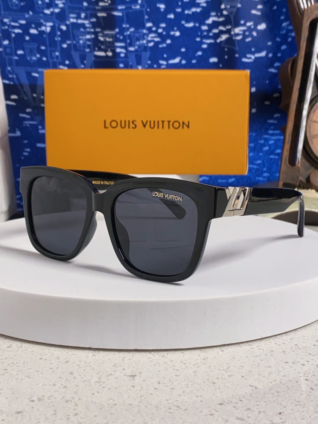 LouisVuitton路易威登 复古方形大框墨镜女款LV 2025新款高级感防晒旅游拍照太阳眼镜