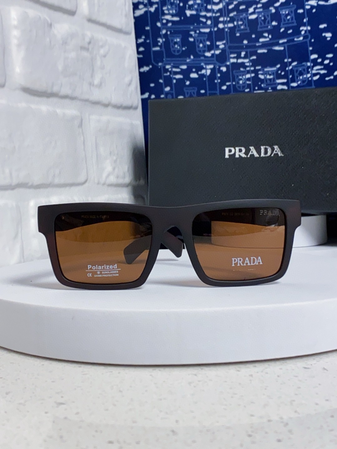 Prada普拉达 2025新款太阳镜时尚黑超窄框休闲墨镜男女通用