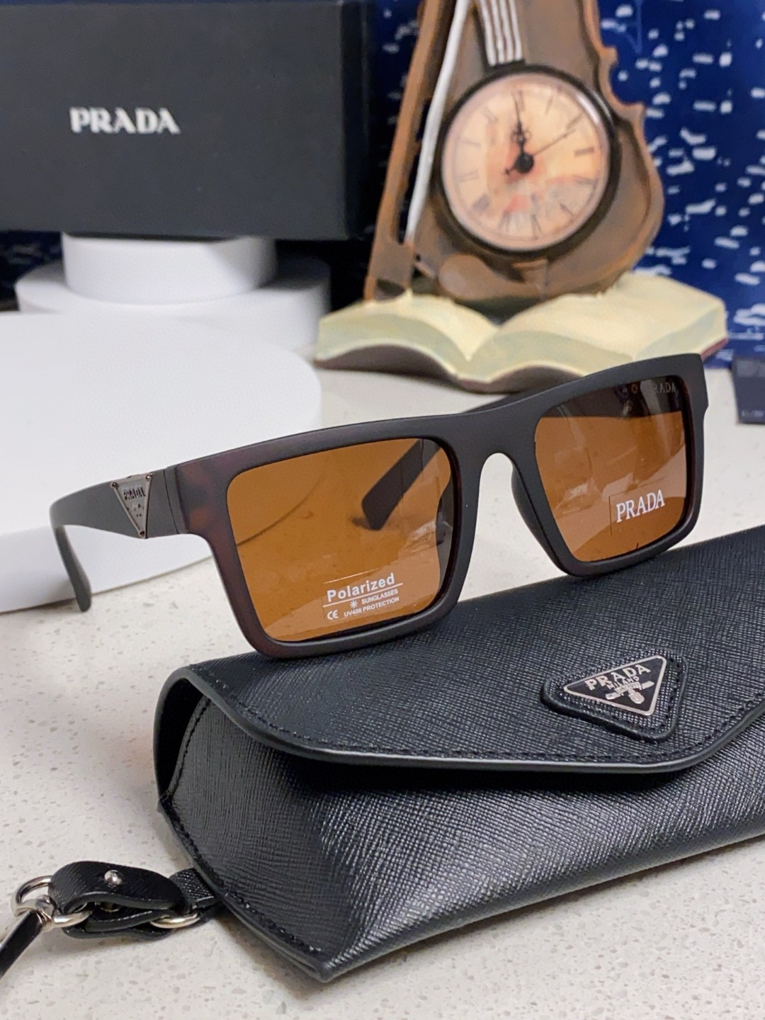 Prada普拉达 2025新款太阳镜时尚黑超窄框休闲墨镜男女通用