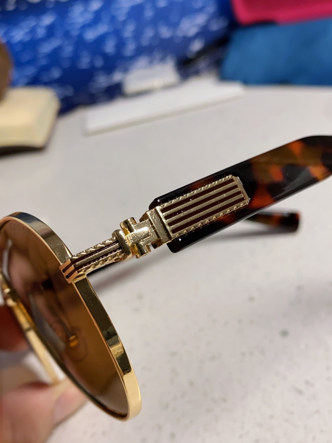 Gucci古奇 2025新款潮款太阳镜防紫外线墨镜男女复古时尚飞行员蛤蟆镜 高端上档次