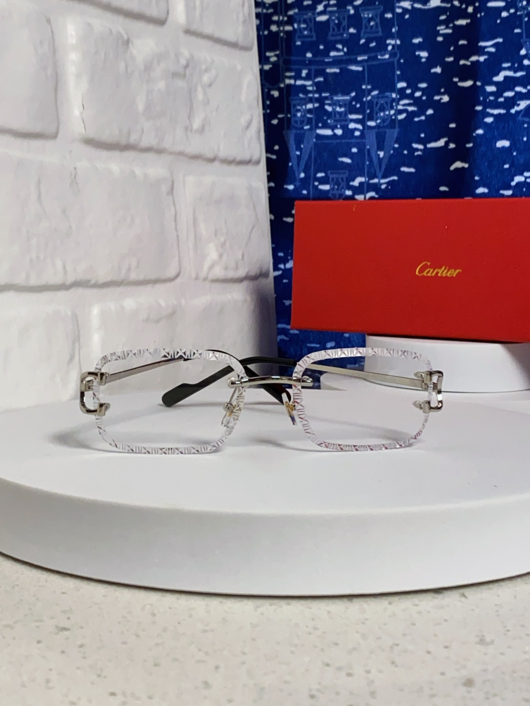 Cartier卡地亚 2025新款欧美墨镜女时尚方形跨境太阳镜切边碎花工艺镜片金属防紫外线 高品质
