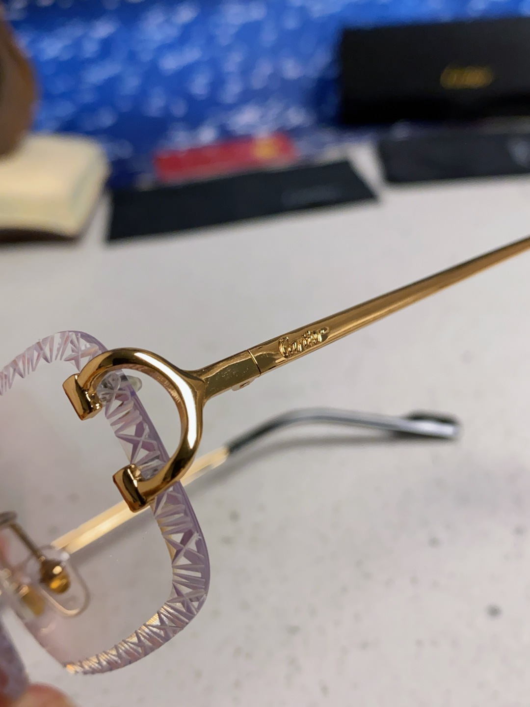 Cartier卡地亚 2025新款欧美墨镜女时尚方形跨境太阳镜切边碎花工艺镜片金属防紫外线 高品质