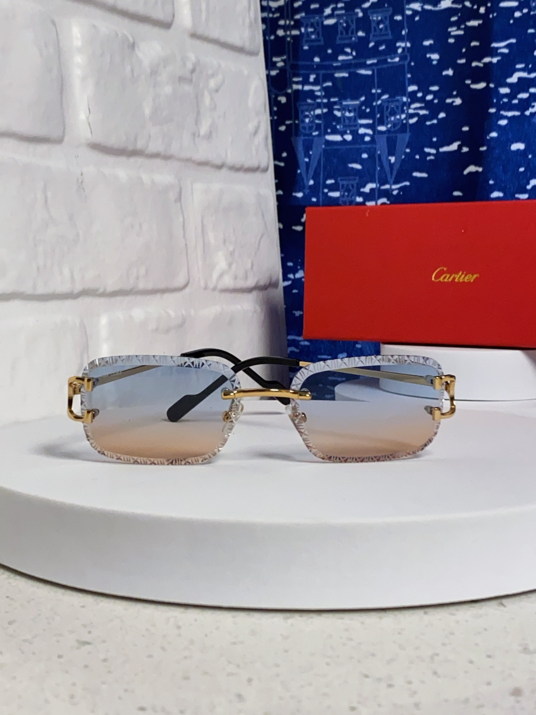 Cartier卡地亚 2025新款欧美墨镜女时尚方形跨境太阳镜切边碎花工艺镜片金属防紫外线 高品质