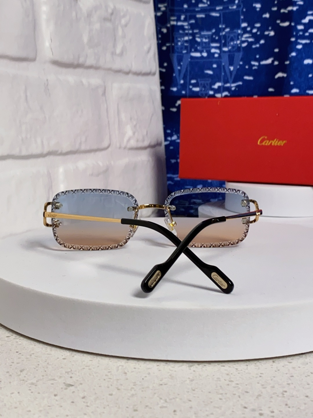 Cartier卡地亚 2025新款欧美墨镜女时尚方形跨境太阳镜切边碎花工艺镜片金属防紫外线 高品质