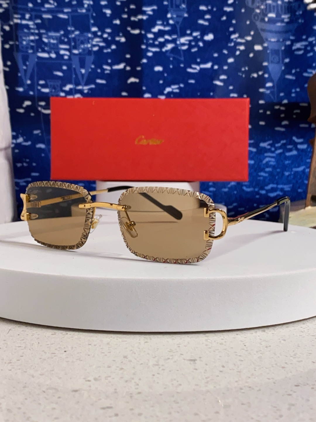 Cartier卡地亚 2025新款欧美墨镜女时尚方形跨境太阳镜切边碎花工艺镜片金属防紫外线 高品质