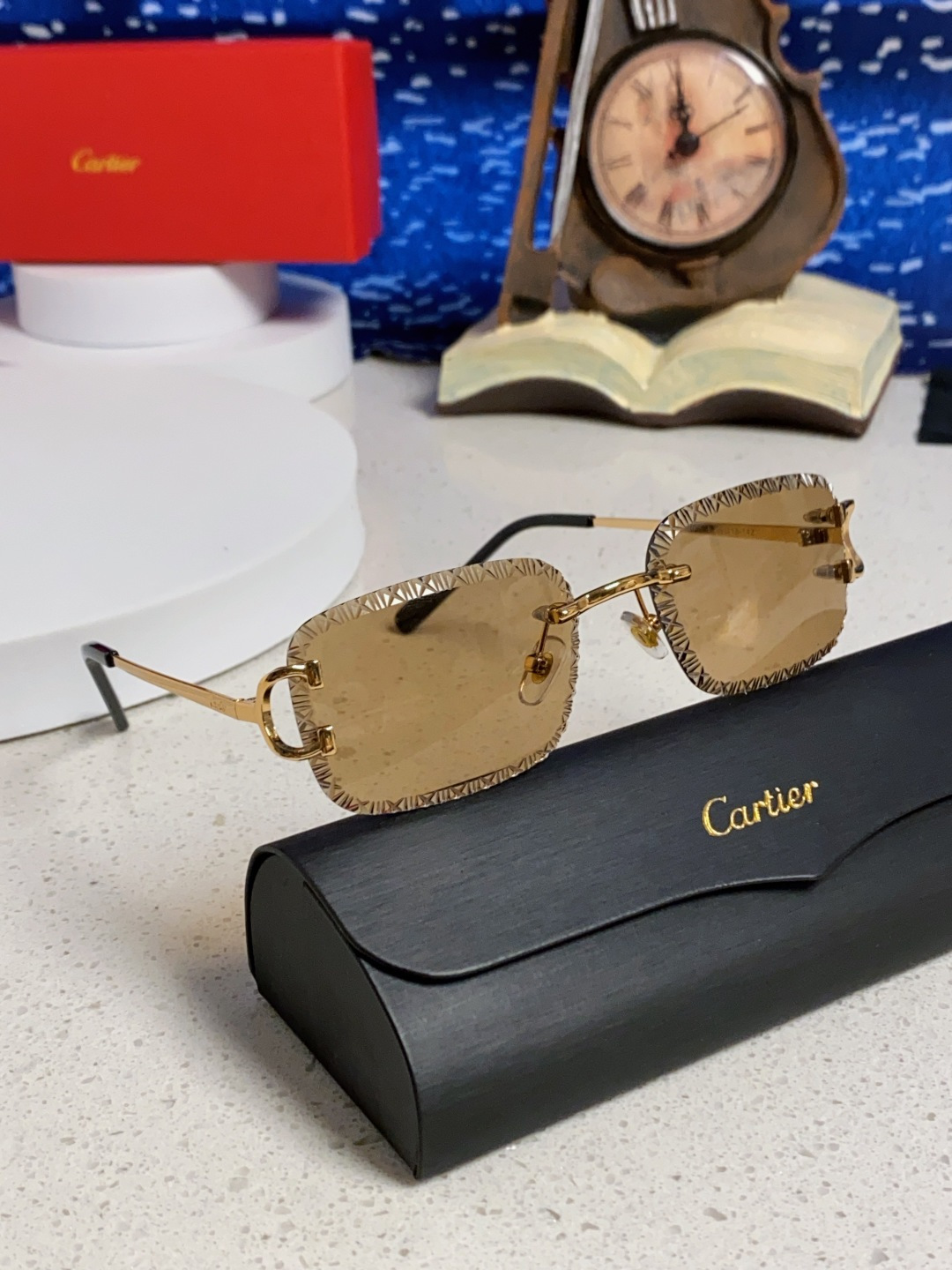 Cartier卡地亚 2025新款欧美墨镜女时尚方形跨境太阳镜切边碎花工艺镜片金属防紫外线 高品质