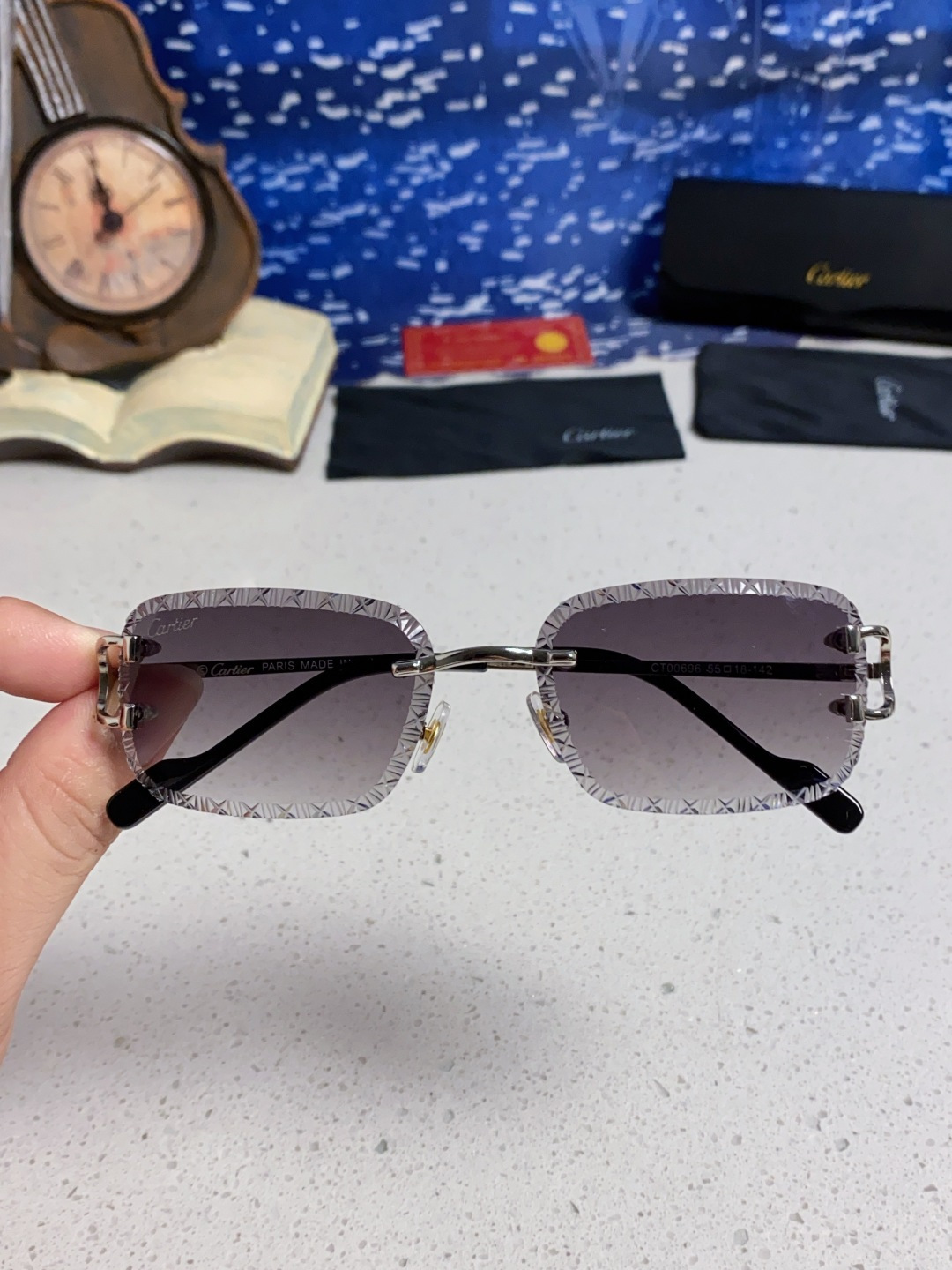Cartier卡地亚 2025新款欧美墨镜女时尚方形跨境太阳镜切边碎花工艺镜片金属防紫外线 高品质