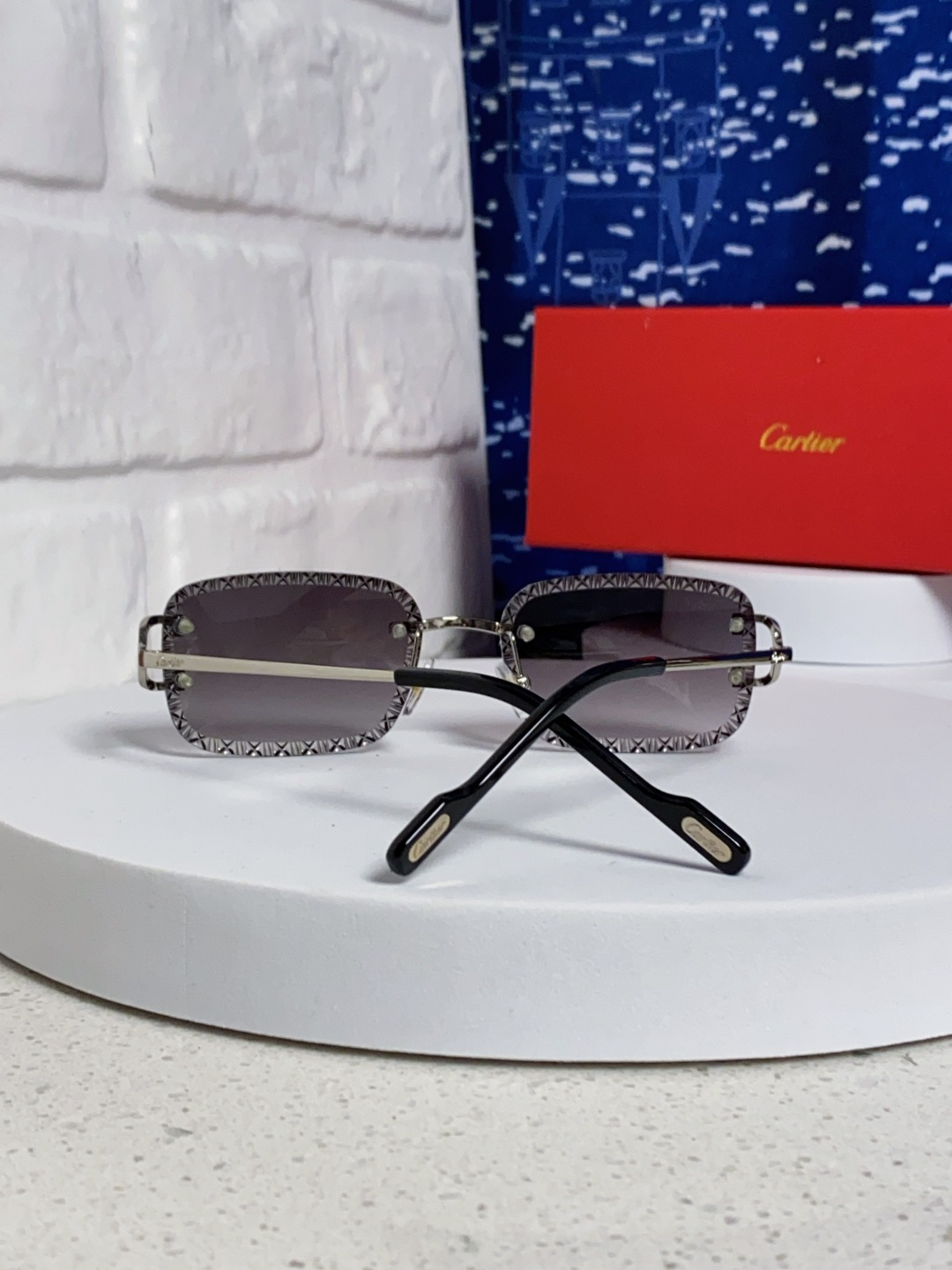 Cartier卡地亚 2025新款欧美墨镜女时尚方形跨境太阳镜切边碎花工艺镜片金属防紫外线 高品质