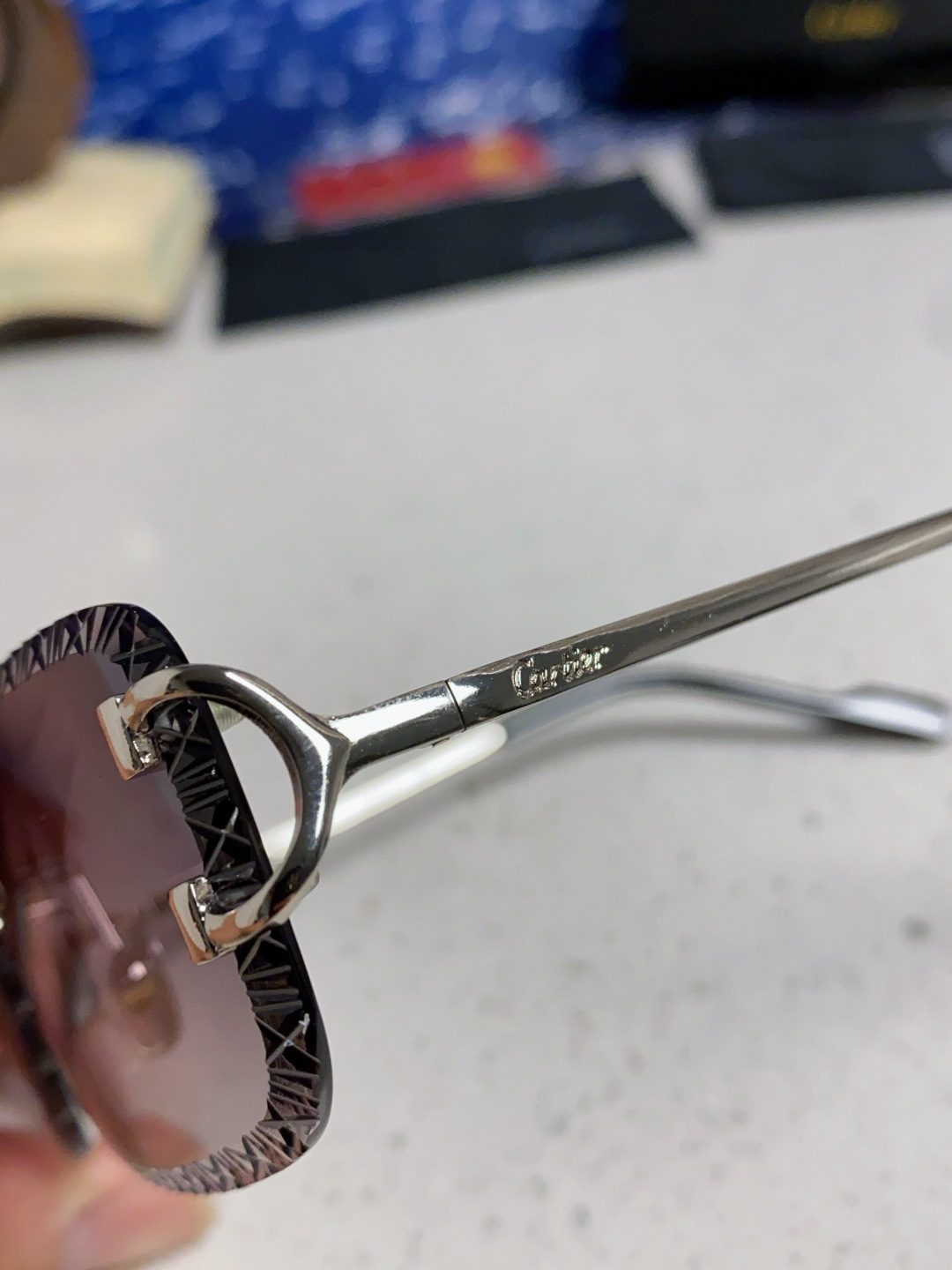 Cartier卡地亚 2025新款欧美墨镜女时尚方形跨境太阳镜切边碎花工艺镜片金属防紫外线 高品质