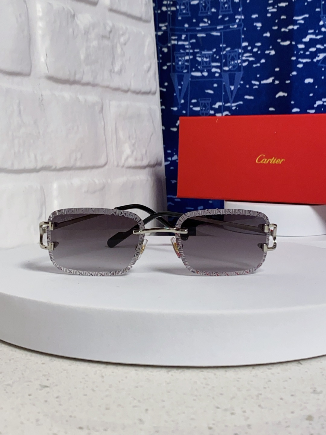 Cartier卡地亚 2025新款欧美墨镜女时尚方形跨境太阳镜切边碎花工艺镜片金属防紫外线 高品质