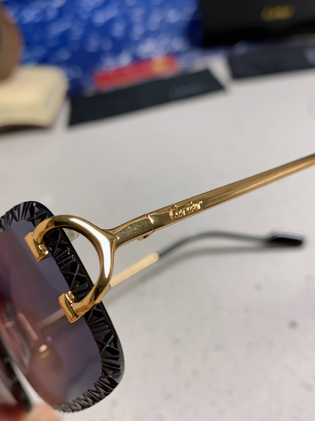 Cartier卡地亚 2025新款欧美墨镜女时尚方形跨境太阳镜切边碎花工艺镜片金属防紫外线 高品质