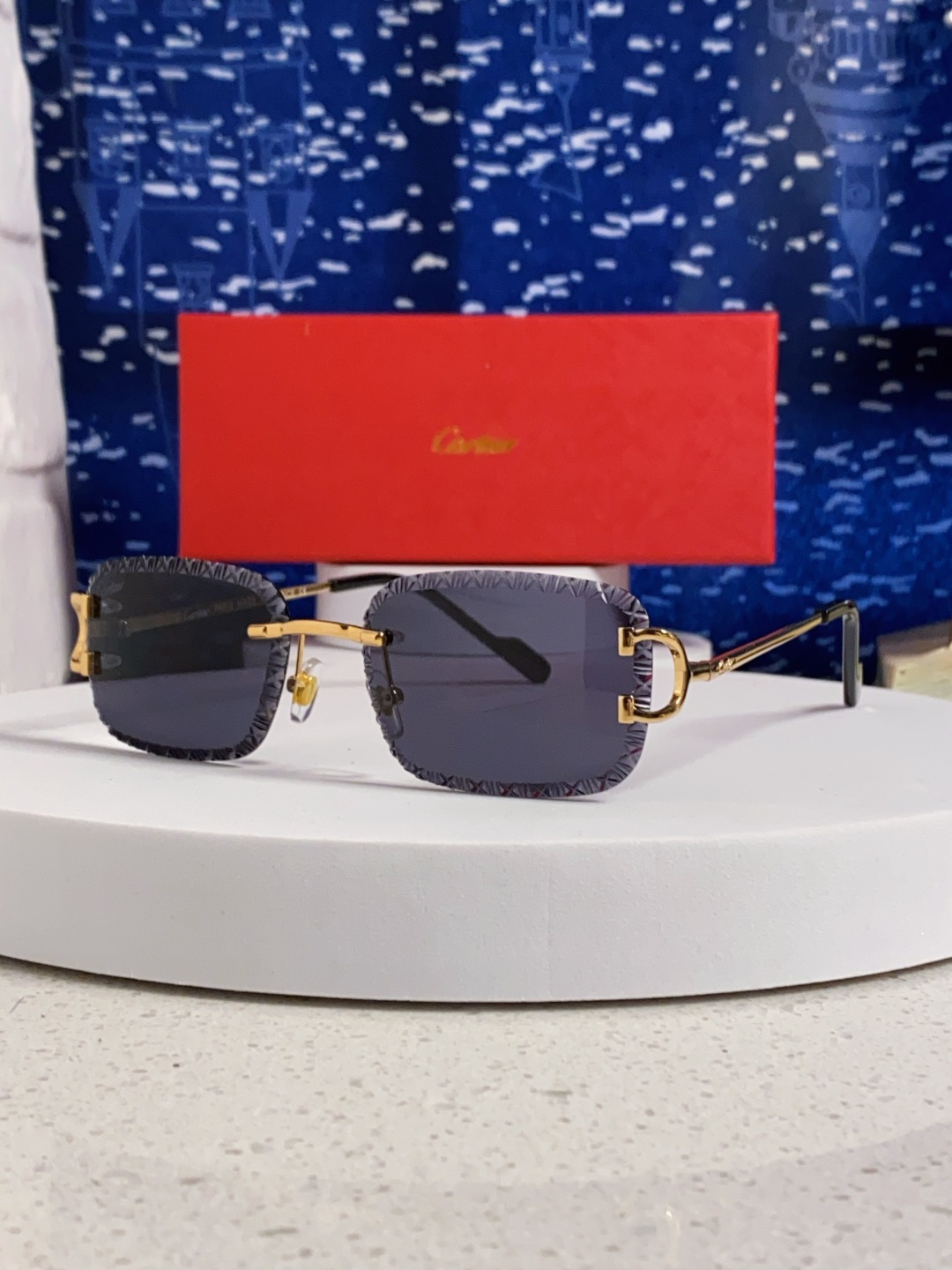 NO:553875,Cartier Cartier 2025 New European and American Sunglasses Women's Fashion Square Cross-Border Sunglasses Cut-Edge Floral Craft Lenses Metal Anti-UV High-Quality Glasses Sunglasses Sunglasses, Glasses, Cartier, Cartier19860909Cartier卡地亚 2025新款欧美墨镜女时尚方形跨境太阳镜切边碎花工艺镜片金属防紫外线 高品质眼镜墨镜太阳镜,眼镜,cartier,cartier,glasses
