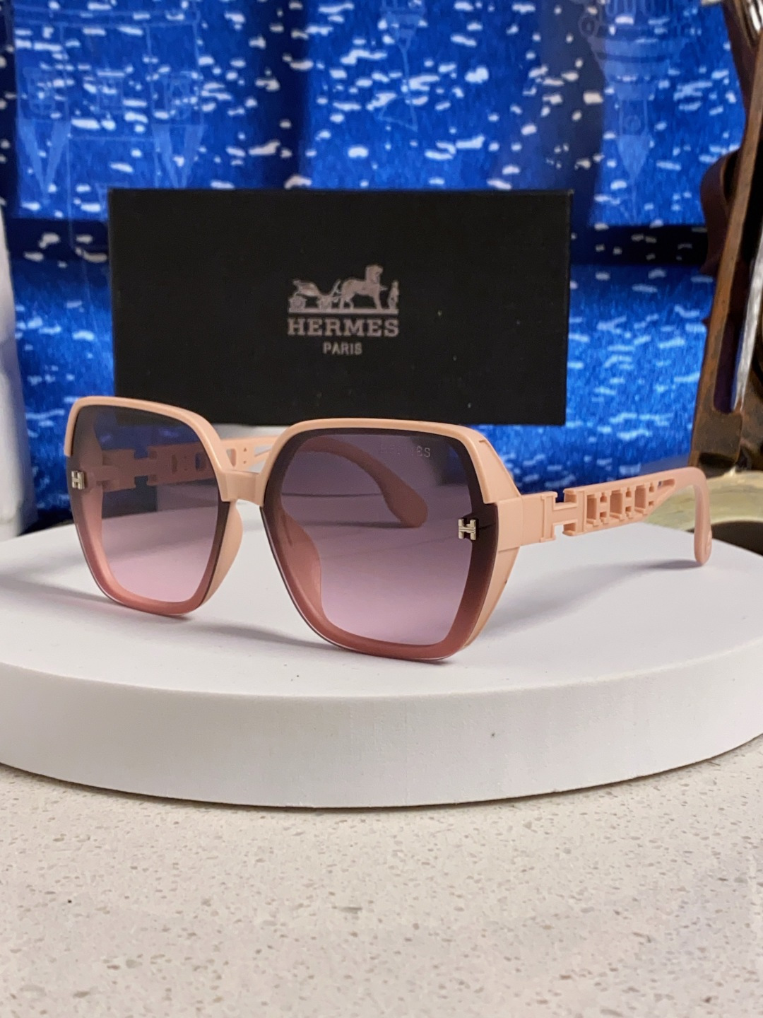 Hermes爱马仕 2025新款时尚偏光太阳镜女开车墨镜H家眼镜圆框镂空大框显脸小防紫外女款