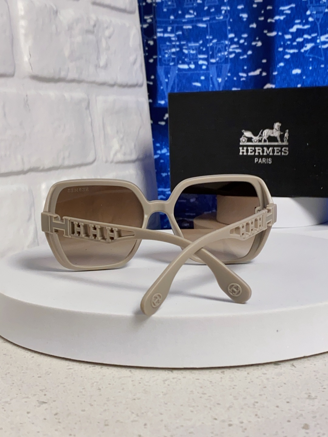 Hermes爱马仕 2025新款时尚偏光太阳镜女开车墨镜H家眼镜圆框镂空大框显脸小防紫外女款