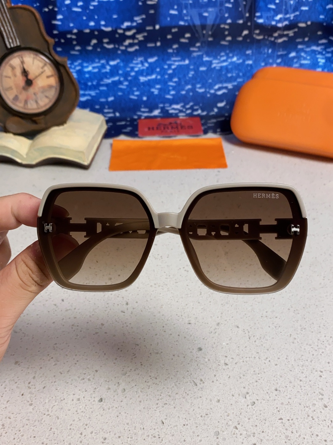 Hermes爱马仕 2025新款时尚偏光太阳镜女开车墨镜H家眼镜圆框镂空大框显脸小防紫外女款