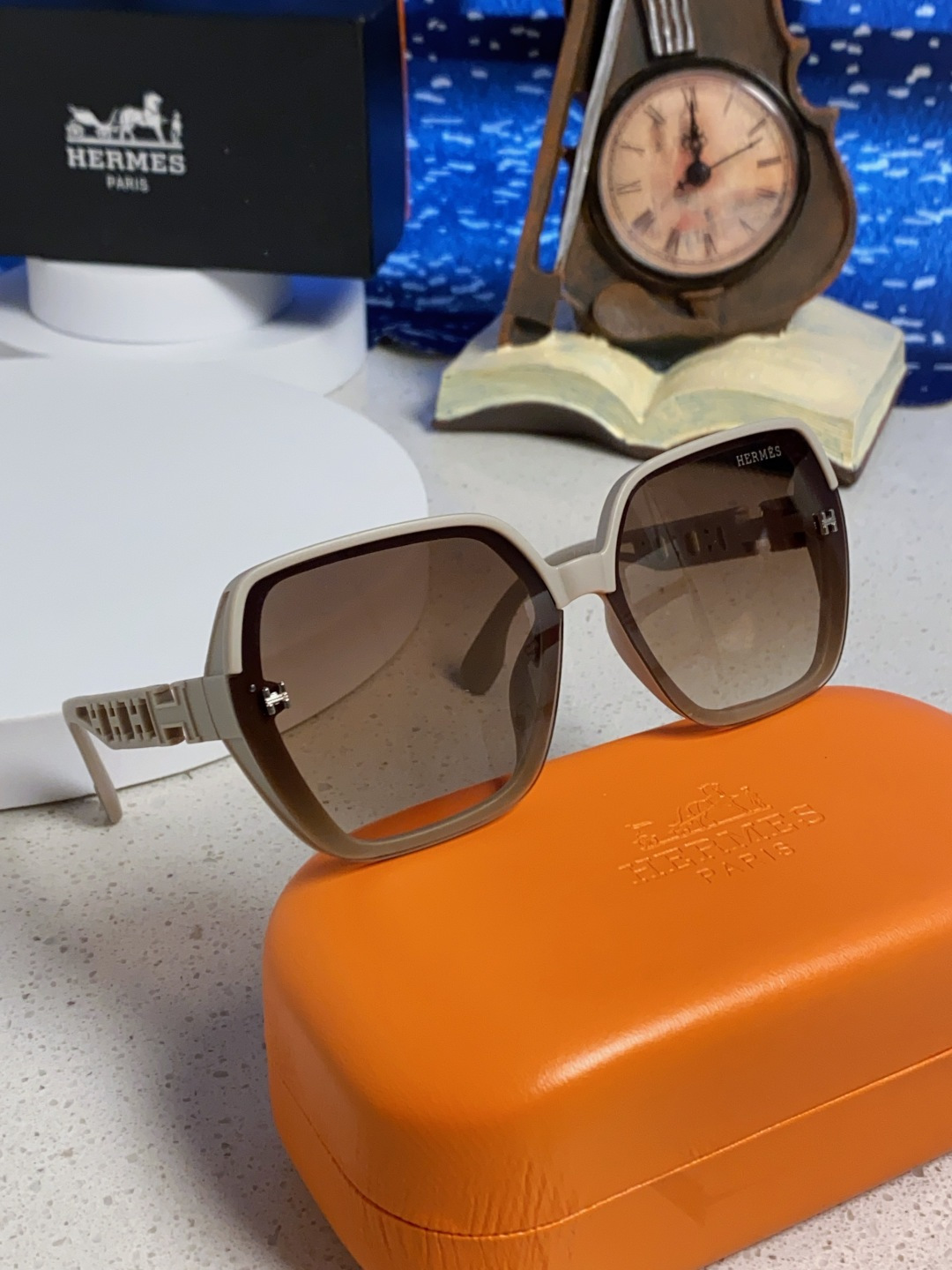 Hermes爱马仕 2025新款时尚偏光太阳镜女开车墨镜H家眼镜圆框镂空大框显脸小防紫外女款