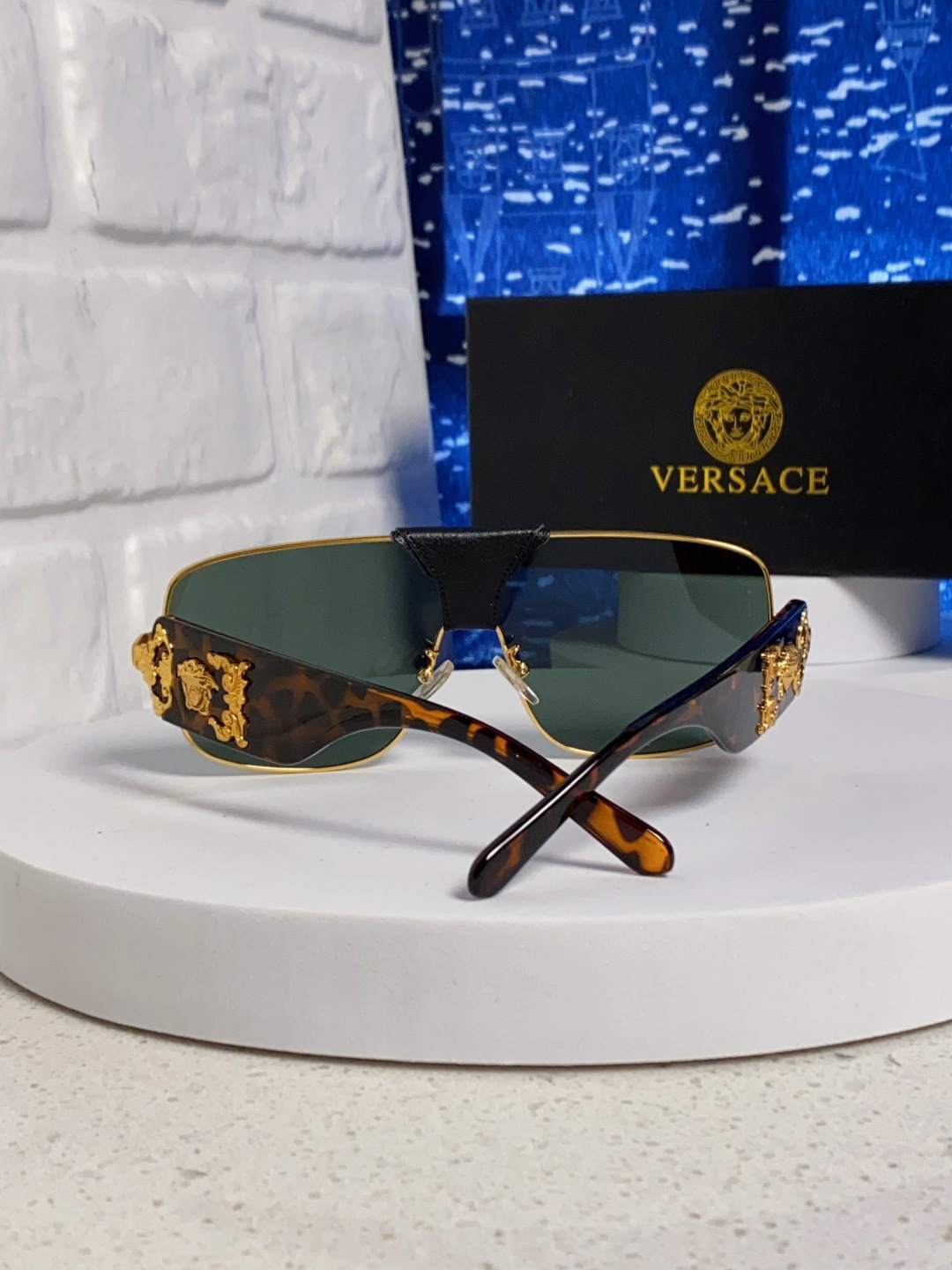 Versace范思哲 2025新款欧美风金属方形太阳眼镜女2207时尚可拆洗皮扣遮阳墨镜男防紫外线