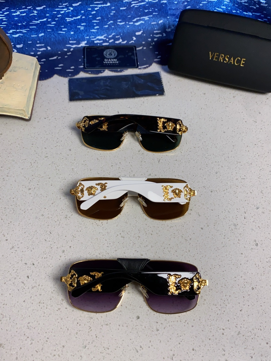 Versace范思哲 2025新款欧美风金属方形太阳眼镜女2207时尚可拆洗皮扣遮阳墨镜男防紫外线