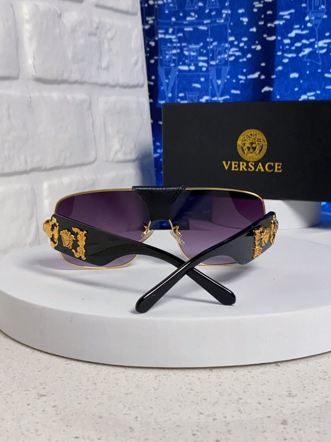 Versace范思哲 2025新款欧美风金属方形太阳眼镜女2207时尚可拆洗皮扣遮阳墨镜男防紫外线