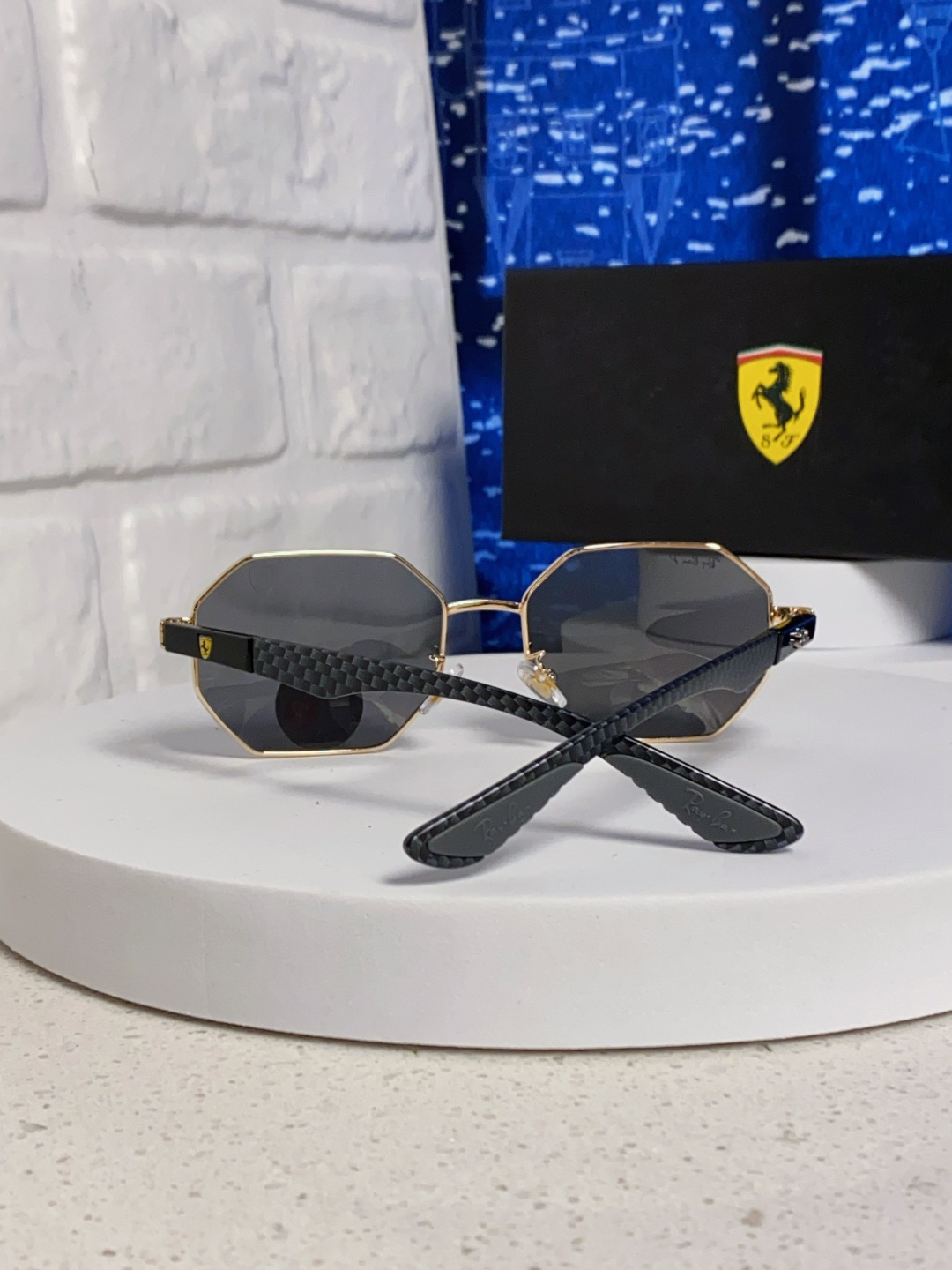 RayBan雷朋法拉利联名款 2025新款偏光欧美复古单梁太阳眼镜男女潮人朋克风多边形方形司机骑行开车墨