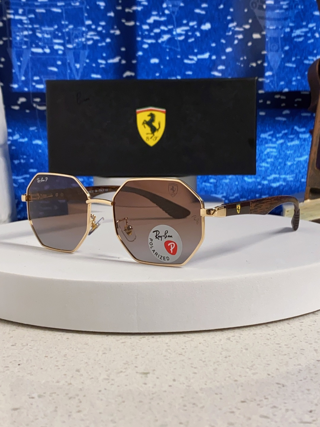 RayBan雷朋法拉利联名款 2025新款偏光欧美复古单梁太阳眼镜男女潮人朋克风多边形方形司机骑行开车墨