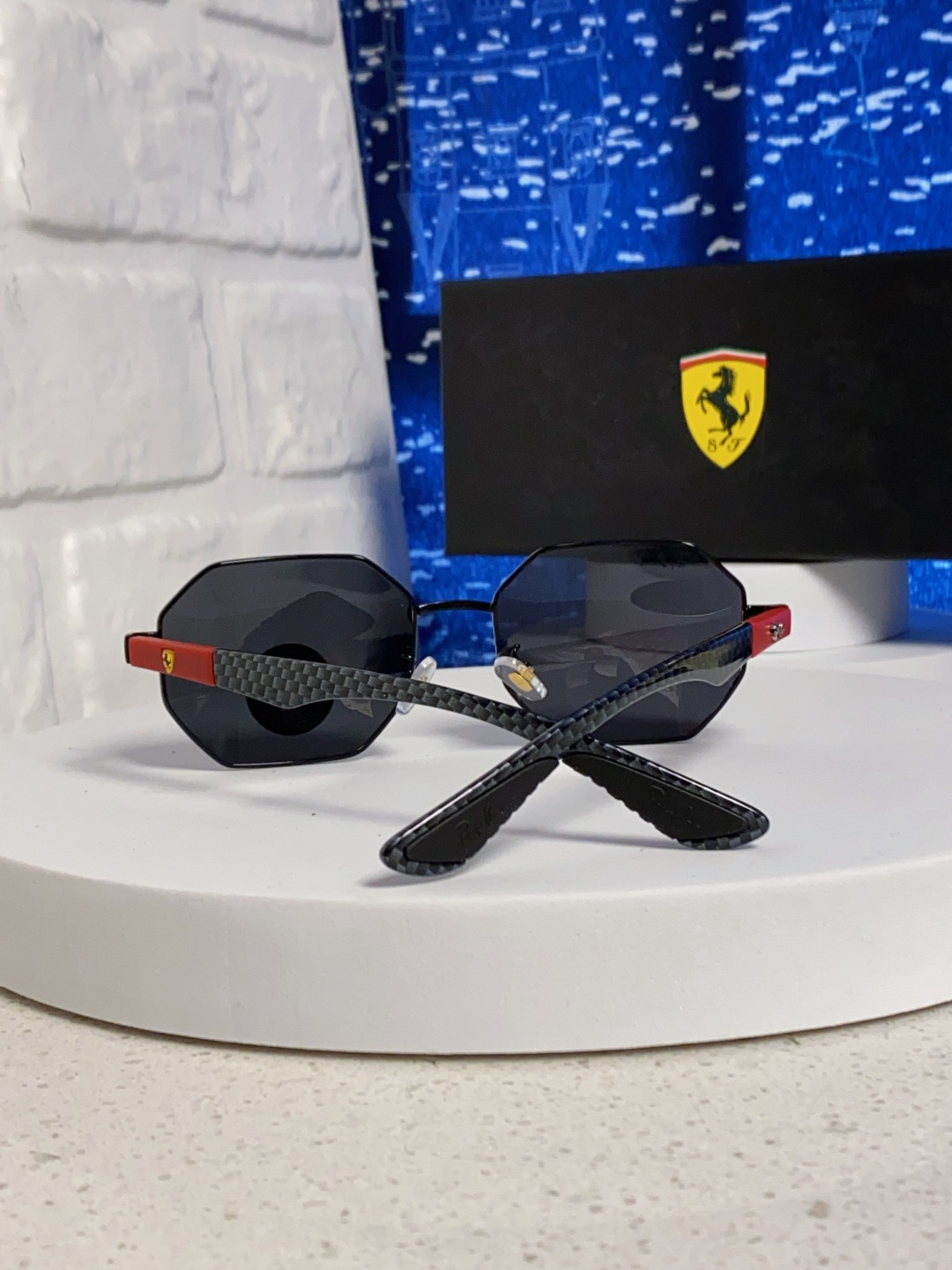 RayBan雷朋法拉利联名款 2025新款偏光欧美复古单梁太阳眼镜男女潮人朋克风多边形方形司机骑行开车墨