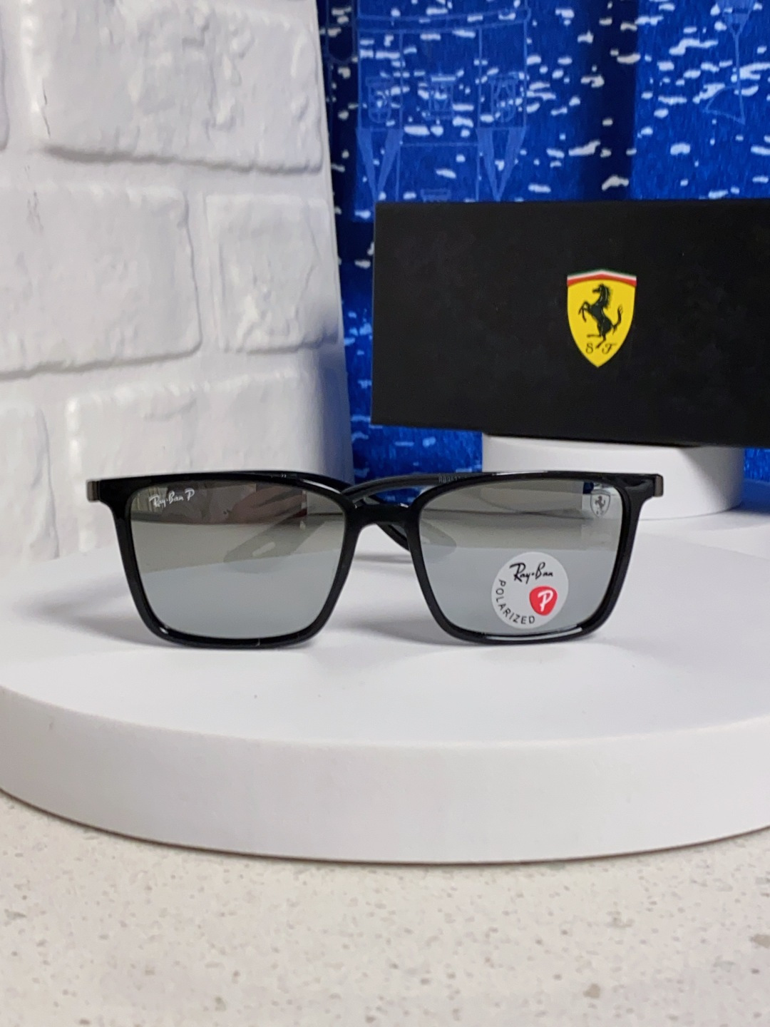 RayBan雷朋 2025新款偏光太阳镜男女开车驾驶墨镜经典复古徒步旅行者 RB9537