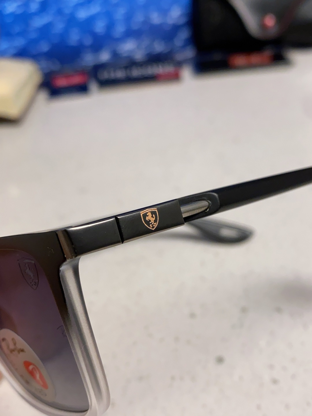 RayBan雷朋 2025新款偏光太阳镜男女开车驾驶墨镜经典复古徒步旅行者 RB9537