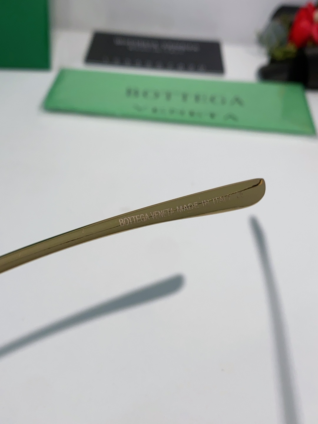 Bottega Veneta宝缇嘉 2025新款欧美复古小框双梁蛤蟆镜女潮圆脸显瘦朋克风太阳眼镜嘻哈蹦迪