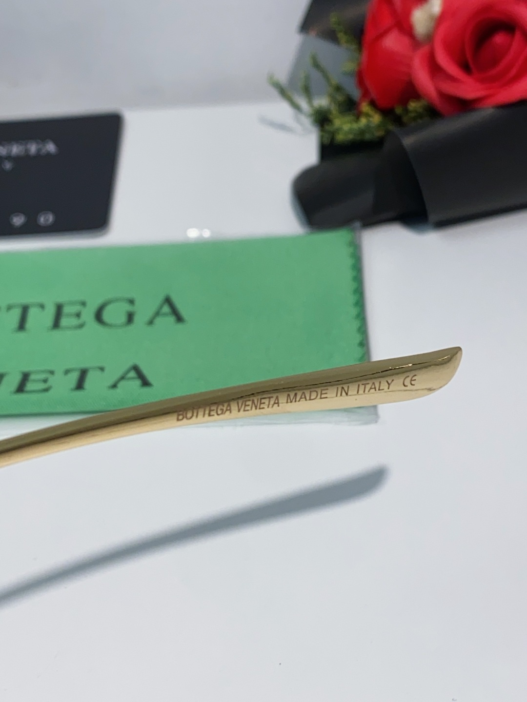 Bottega Veneta宝缇嘉 2025新款欧美复古小框双梁蛤蟆镜女潮圆脸显瘦朋克风太阳眼镜嘻哈蹦迪