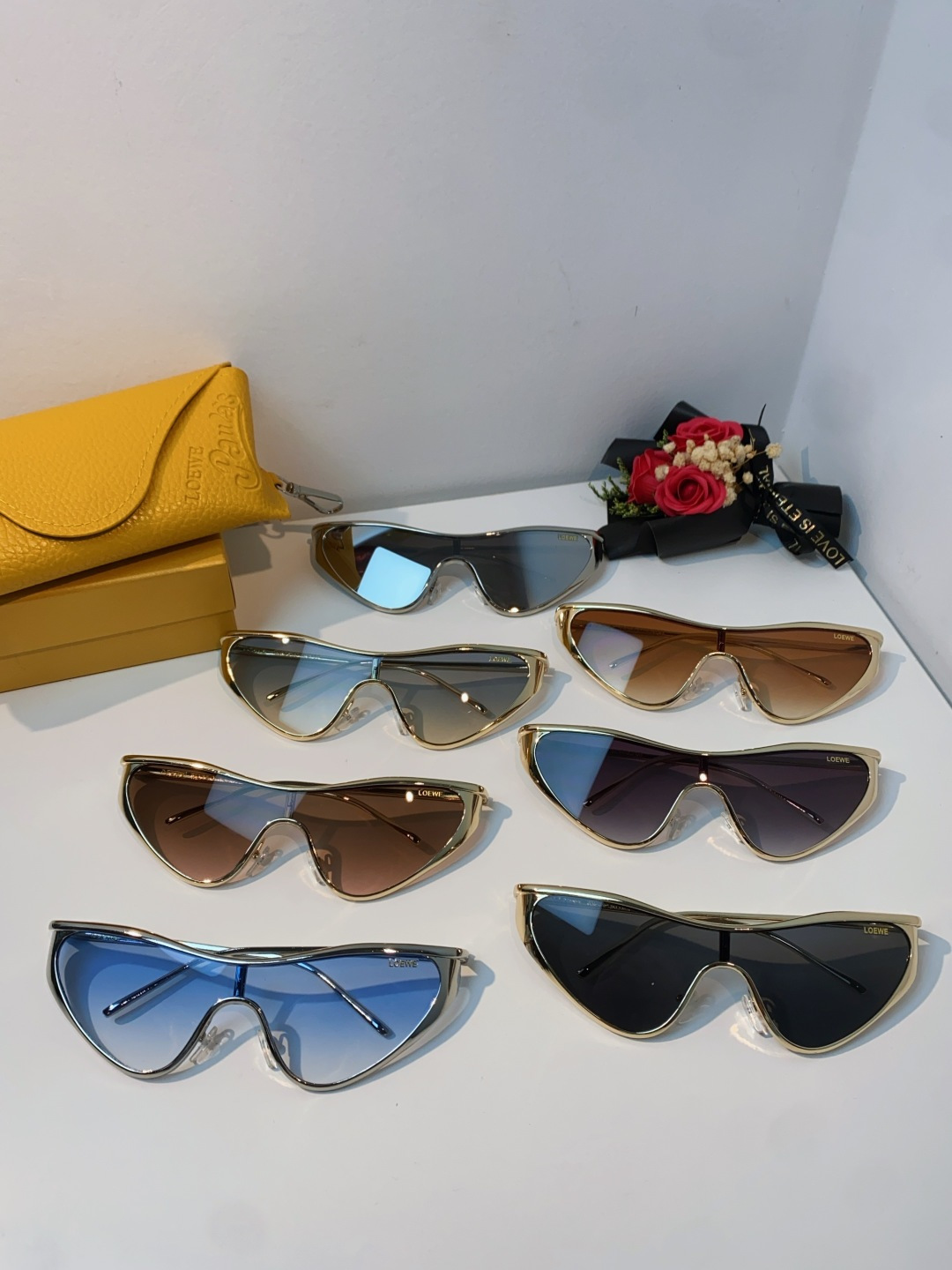 Loewe罗意威 杨幂同款复古猫眼墨镜欧美风时尚防紫外线太阳镜潮酷飒女士墨镜 LW40165U