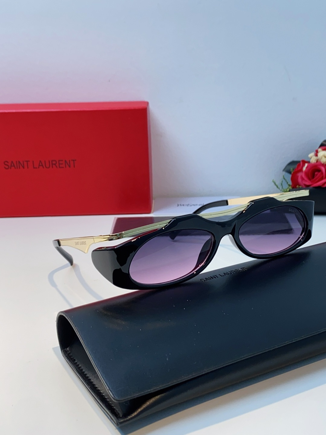 Saint Laurent 圣罗兰 2025新款YSL时尚前卫走秀高级感度假椭圆形个性女士太阳眼镜户外防