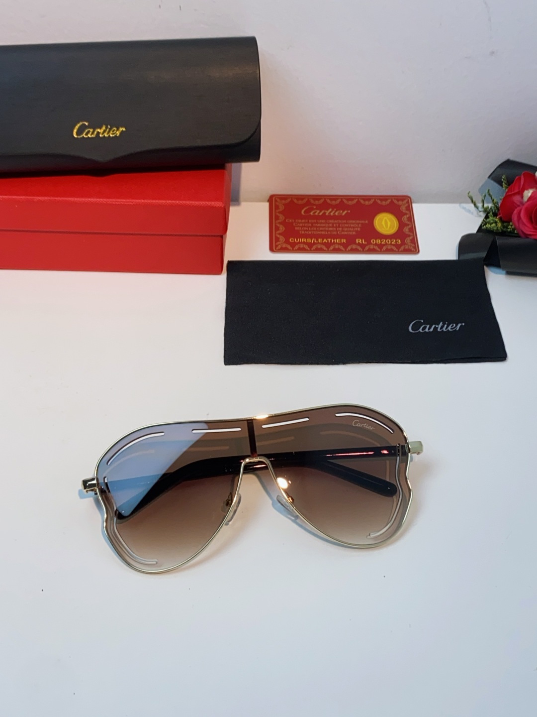 Cartier卡地亚 2025欧美新款连体大框蛤蟆镜镂空防晒太阳镜潮流网红辣妹个性墨镜 Y2K