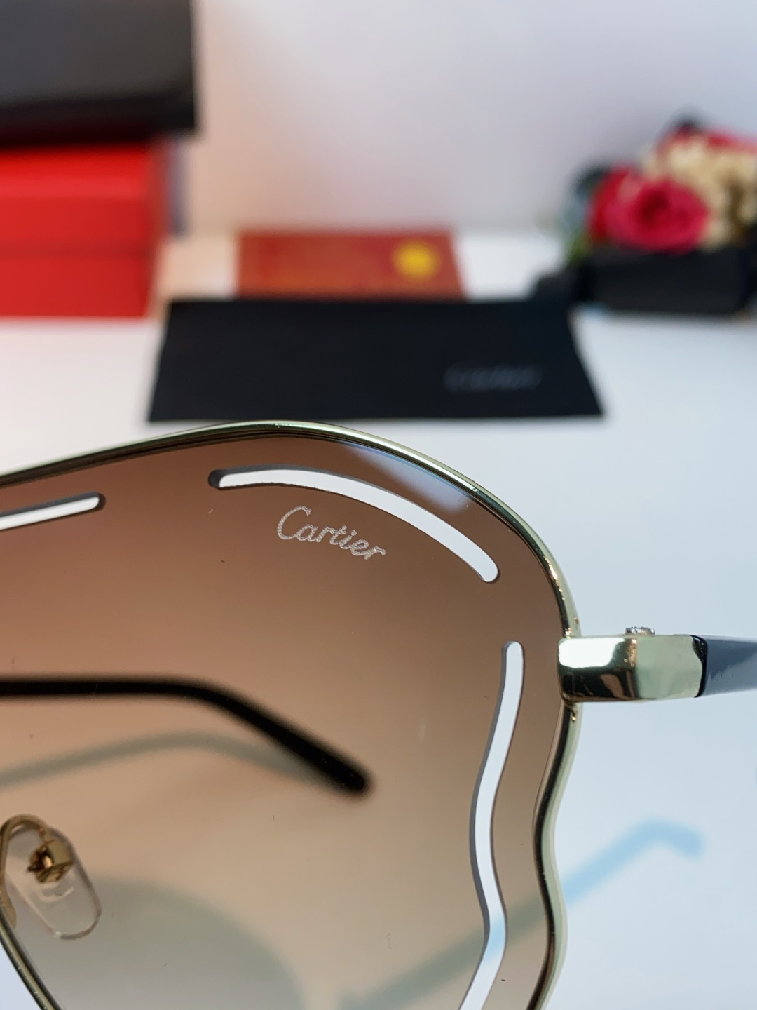 Cartier卡地亚 2025欧美新款连体大框蛤蟆镜镂空防晒太阳镜潮流网红辣妹个性墨镜 Y2K