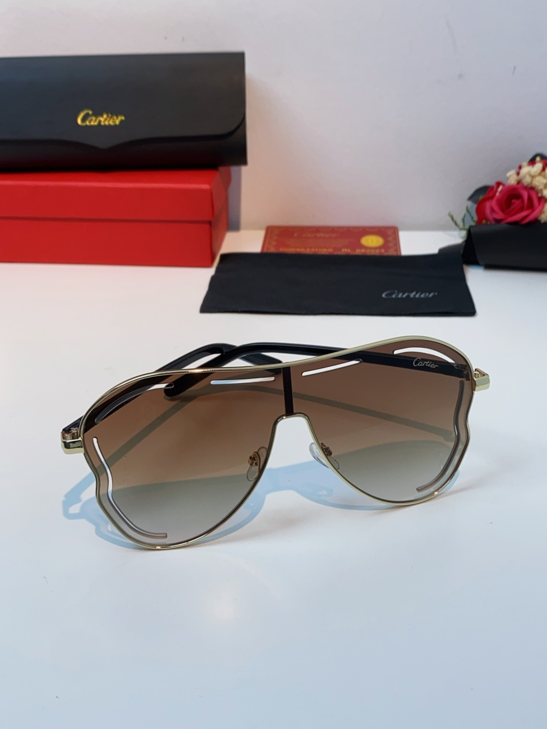 Cartier卡地亚 2025欧美新款连体大框蛤蟆镜镂空防晒太阳镜潮流网红辣妹个性墨镜 Y2K
