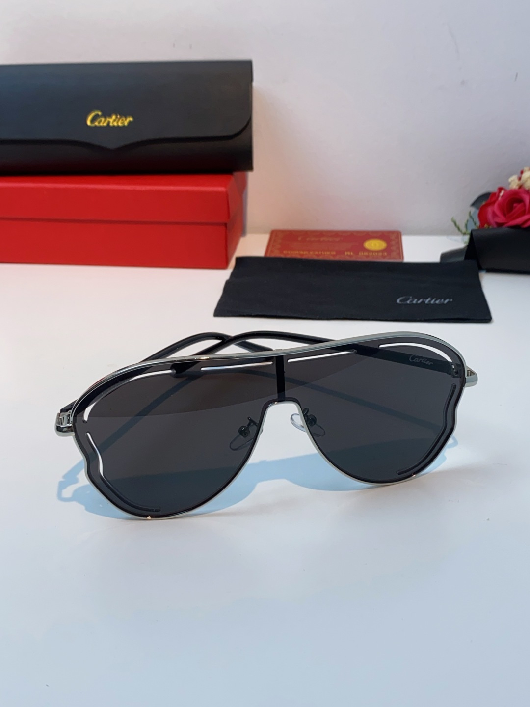 Cartier卡地亚 2025欧美新款连体大框蛤蟆镜镂空防晒太阳镜潮流网红辣妹个性墨镜 Y2K