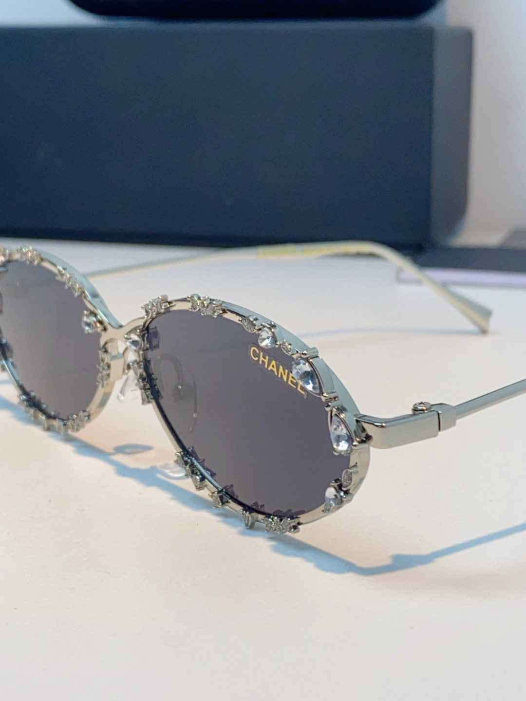 Chanel香奈儿 2025韩版新款时尚镶钻蝴蝶结纯欲风高智猫眼网红女素颜Y2K软妹眼镜框